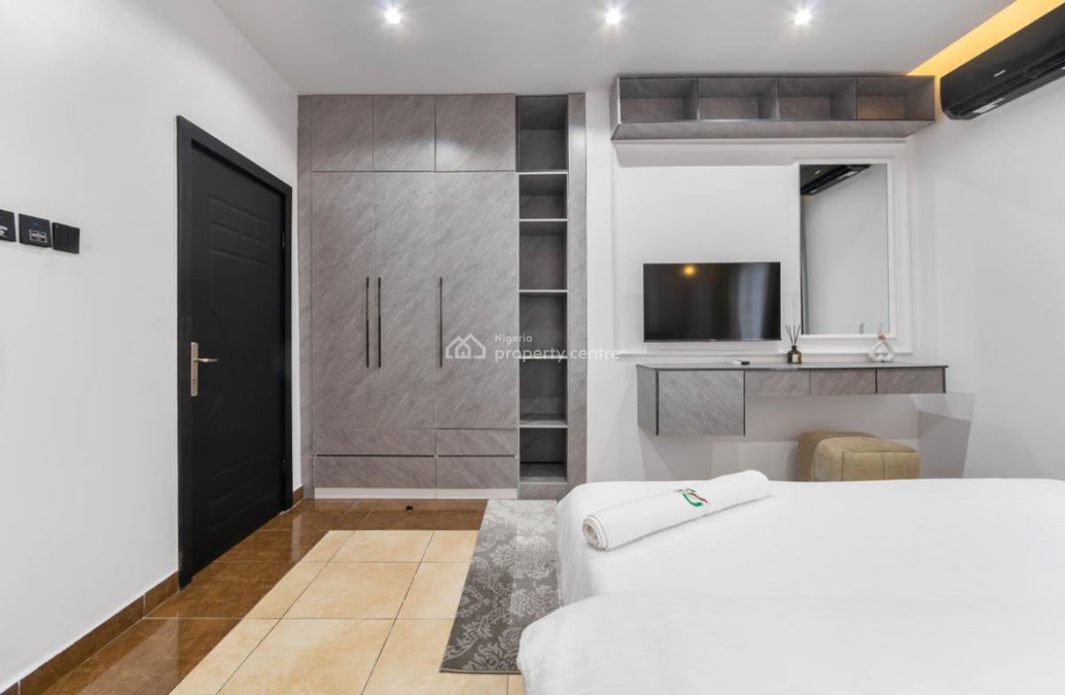 Well-furnished 3-bedroom Apartment for Comfort, Oniru, Victoria Island (vi), Lagos, Flat / Apartment Short Let