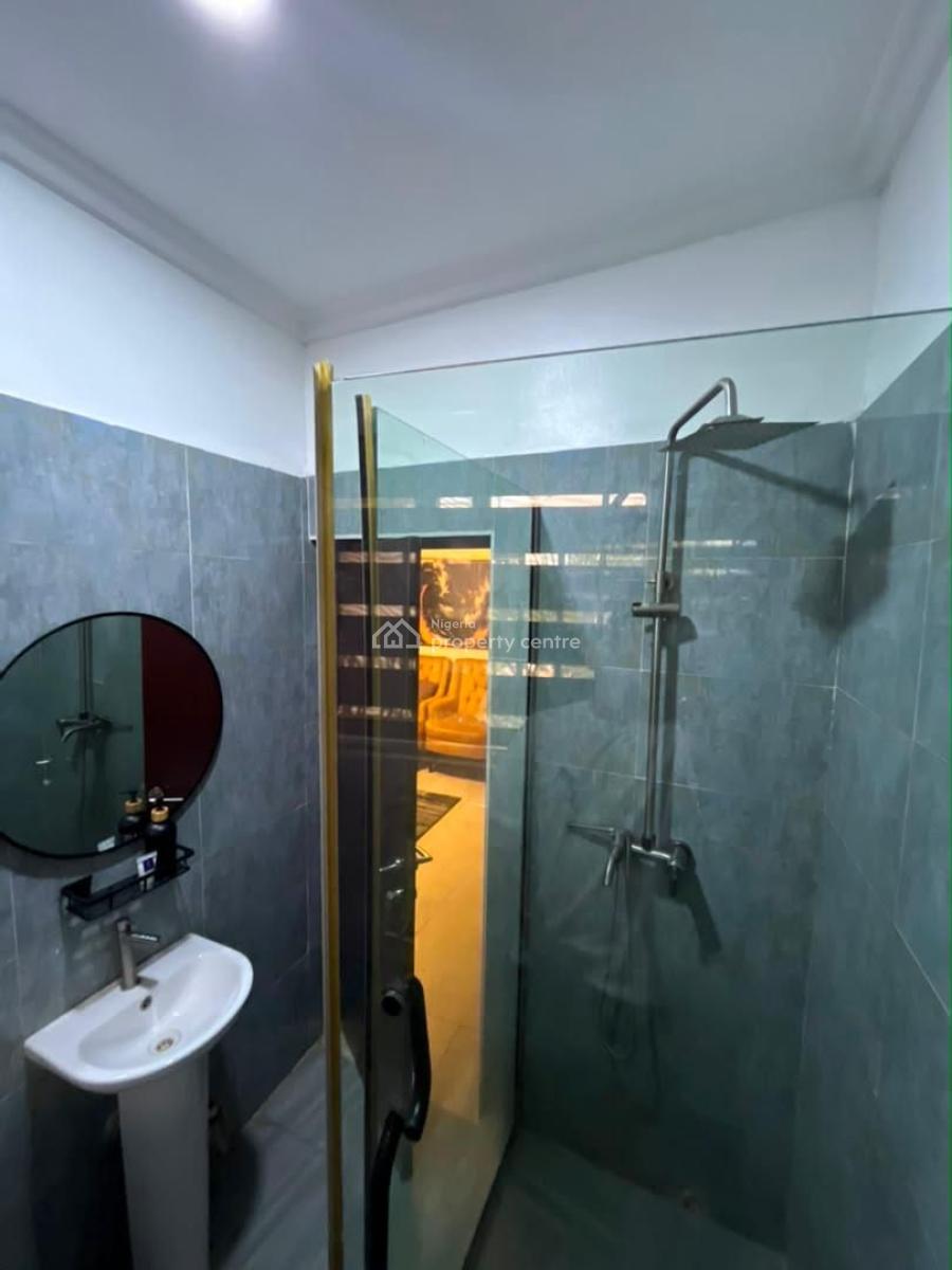 Fully Serviced & Furnished 2-bedroom Apartment, Lekki Phase 1, Lekki, Lagos, Flat / Apartment for Rent