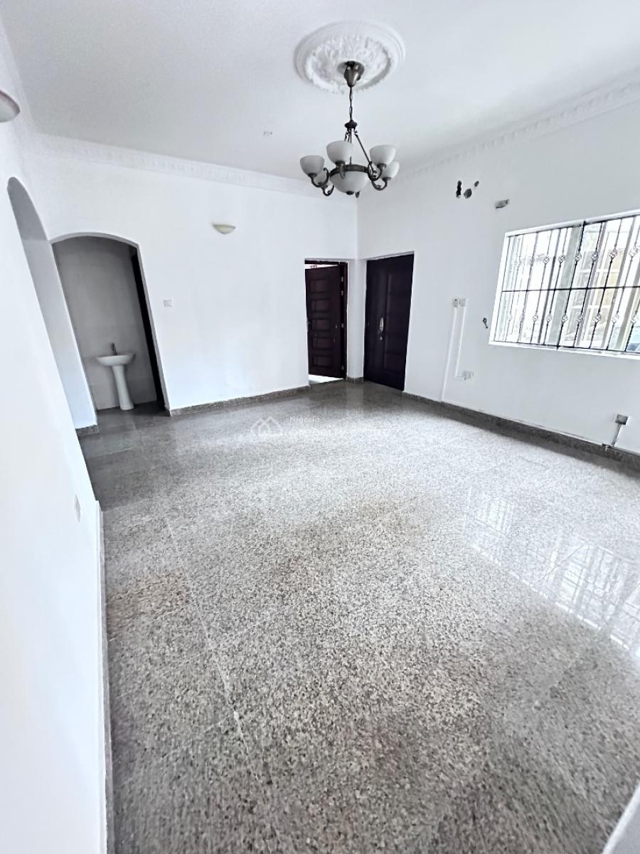 Newly Renovated of 3bedroom Flat Now Available, Gbolasalami, Agungi, Lekki, Lagos, Flat / Apartment for Rent