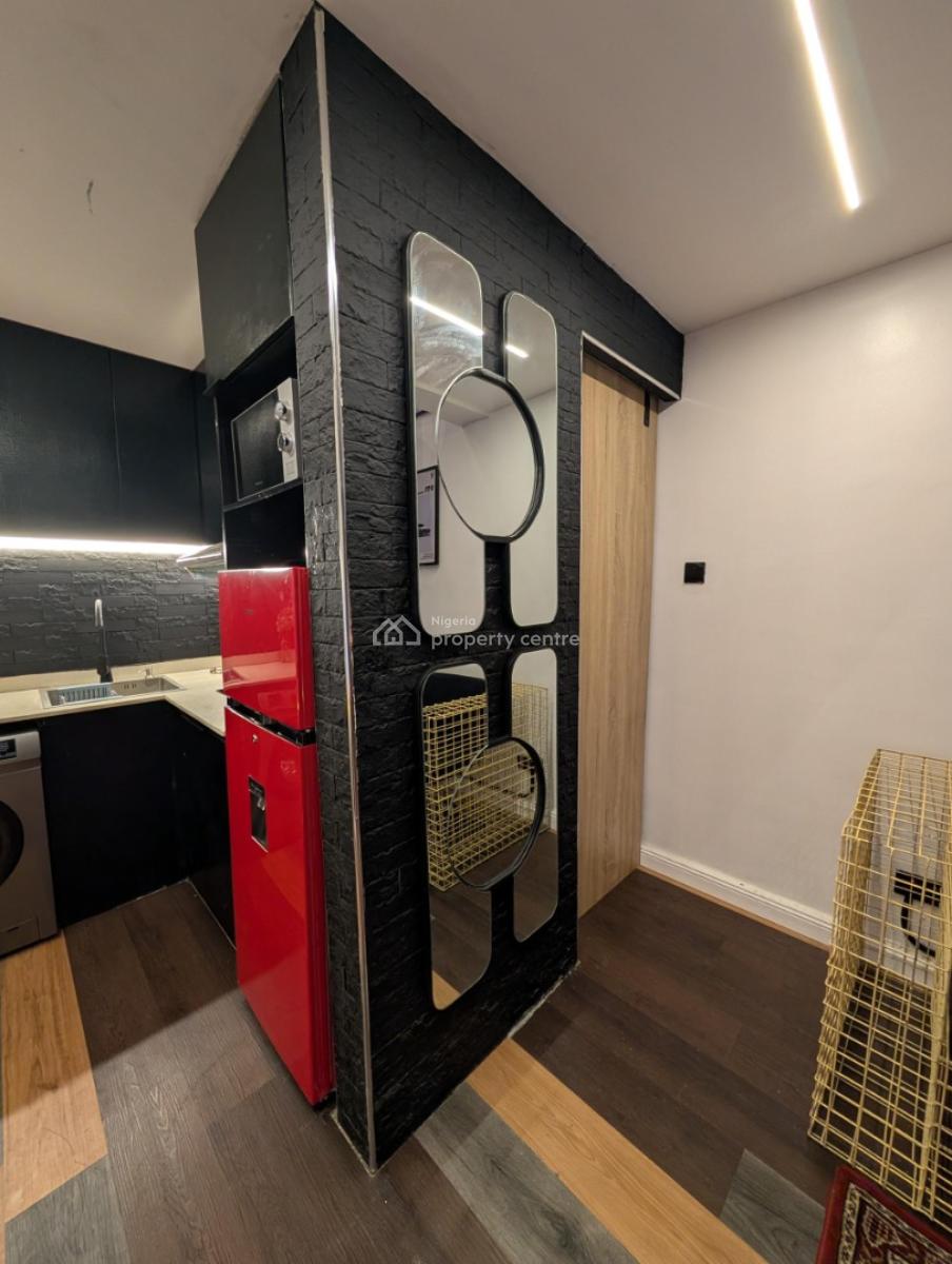 Luxury 1bedroom Apartment, Yaba, Lagos, Flat / Apartment Short Let