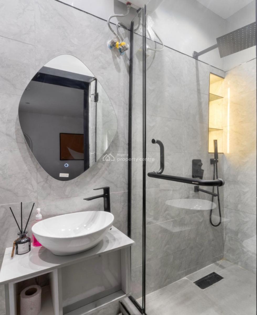 Luxury Getaway 2-bedroom Apartment, Oniru, Victoria Island (vi), Lagos, Flat / Apartment Short Let