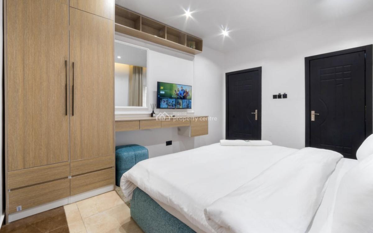Luxury Getaway 2-bedroom Apartment, Oniru, Victoria Island (vi), Lagos, Flat / Apartment Short Let