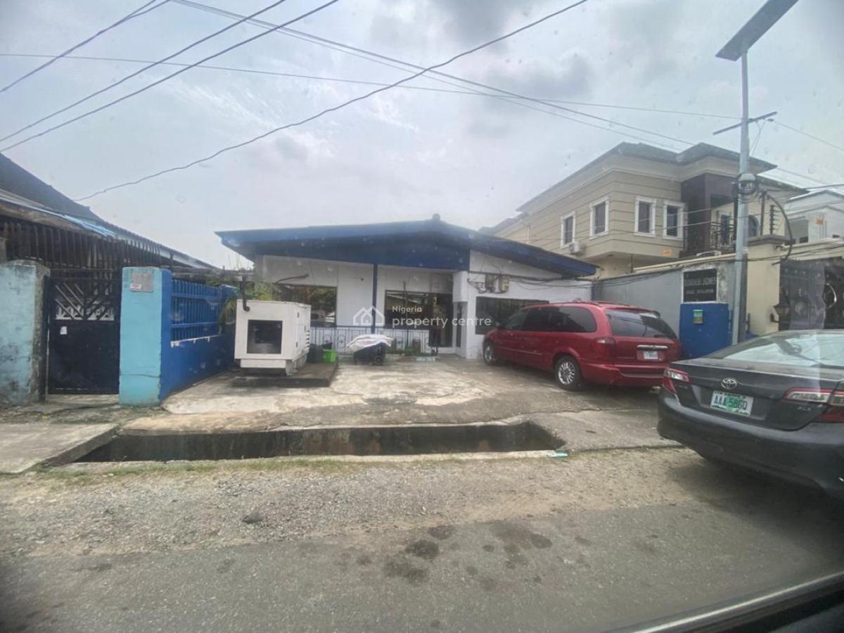 Nice Located Detached Bungalow in Surulere, Off Adeniran Ogunsanya Road Surulere Lagos, Adeniran Ogunsanya, Surulere, Lagos, Detached Bungalow for Sale