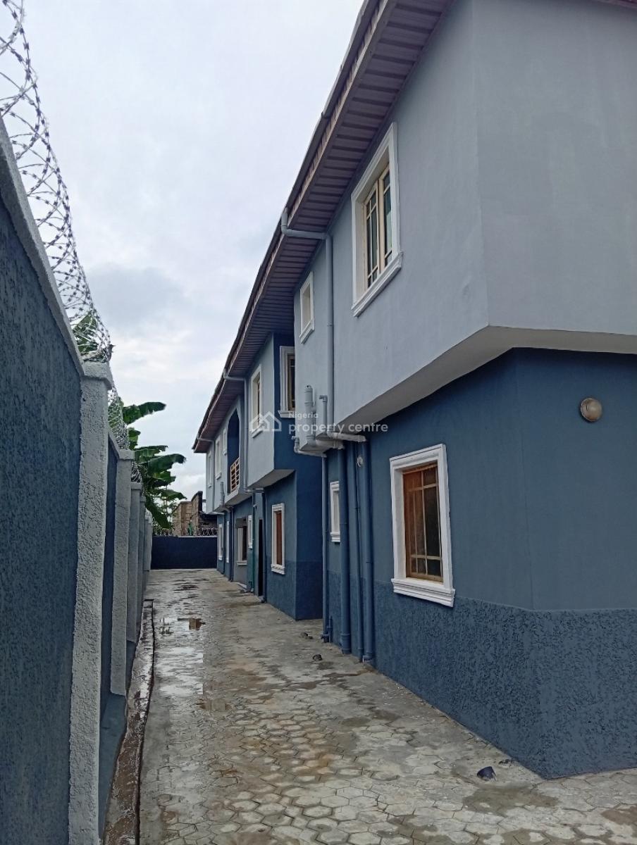 a Very Spacious 3 Bedroom with Steady Light, Opic Area 1, Agbara-igbesa, Lagos, Flat / Apartment for Rent