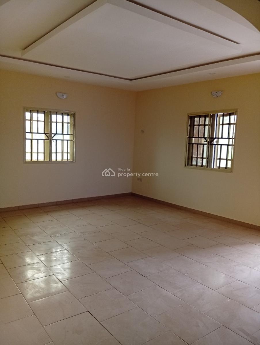 a Very Spacious 3 Bedroom with Steady Light, Opic Area 1, Agbara-igbesa, Lagos, Flat / Apartment for Rent