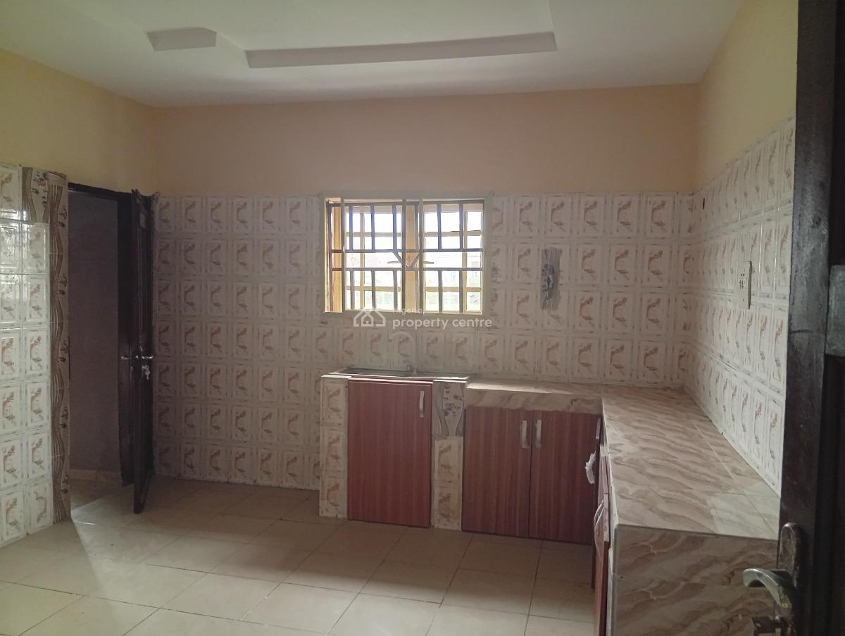 a Very Spacious 3 Bedroom with Steady Light, Opic Area 1, Agbara-igbesa, Lagos, Flat / Apartment for Rent