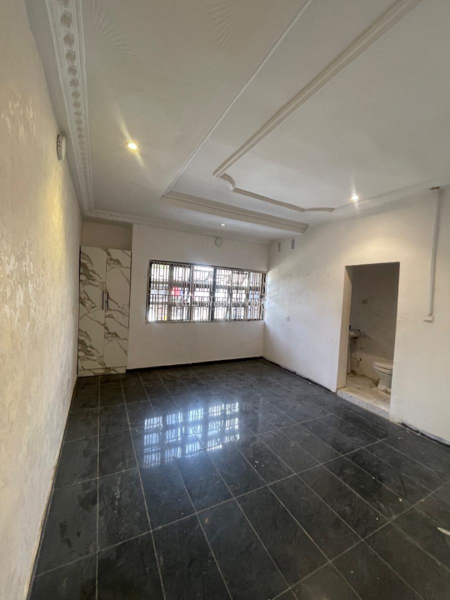 Spacious Mini Flat, Lekki Phase 1, Lekki, Lagos, Mini Flat (room and Parlour) for Rent