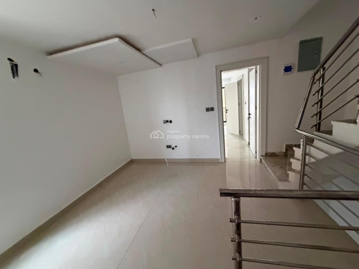 Contemporary 4-bedroom Terrace Duplex -- Spacious & Comfortable Living, Guzape District, Abuja, House for Rent