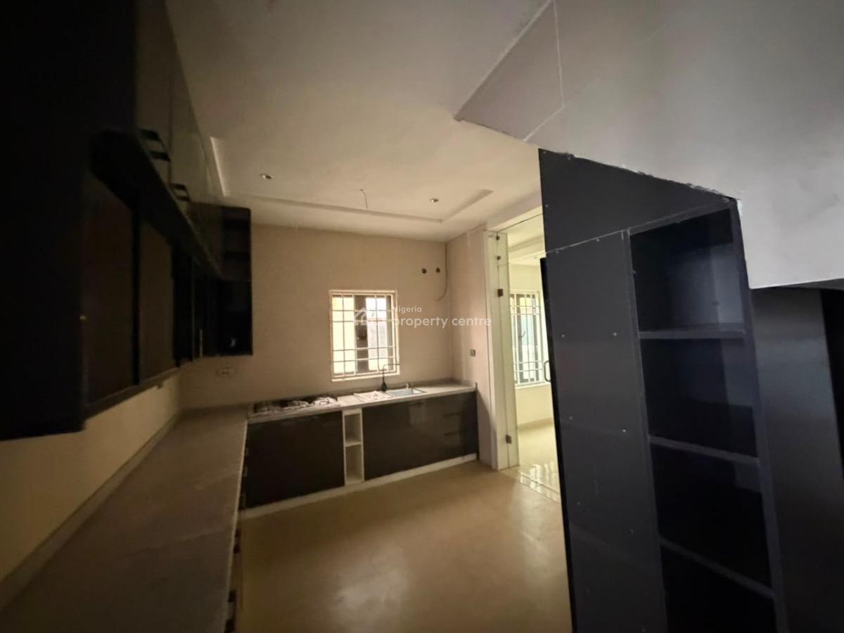 Contemporary 4-bedroom Terrace Duplex -- Spacious & Comfortable Living, Guzape District, Abuja, House for Rent