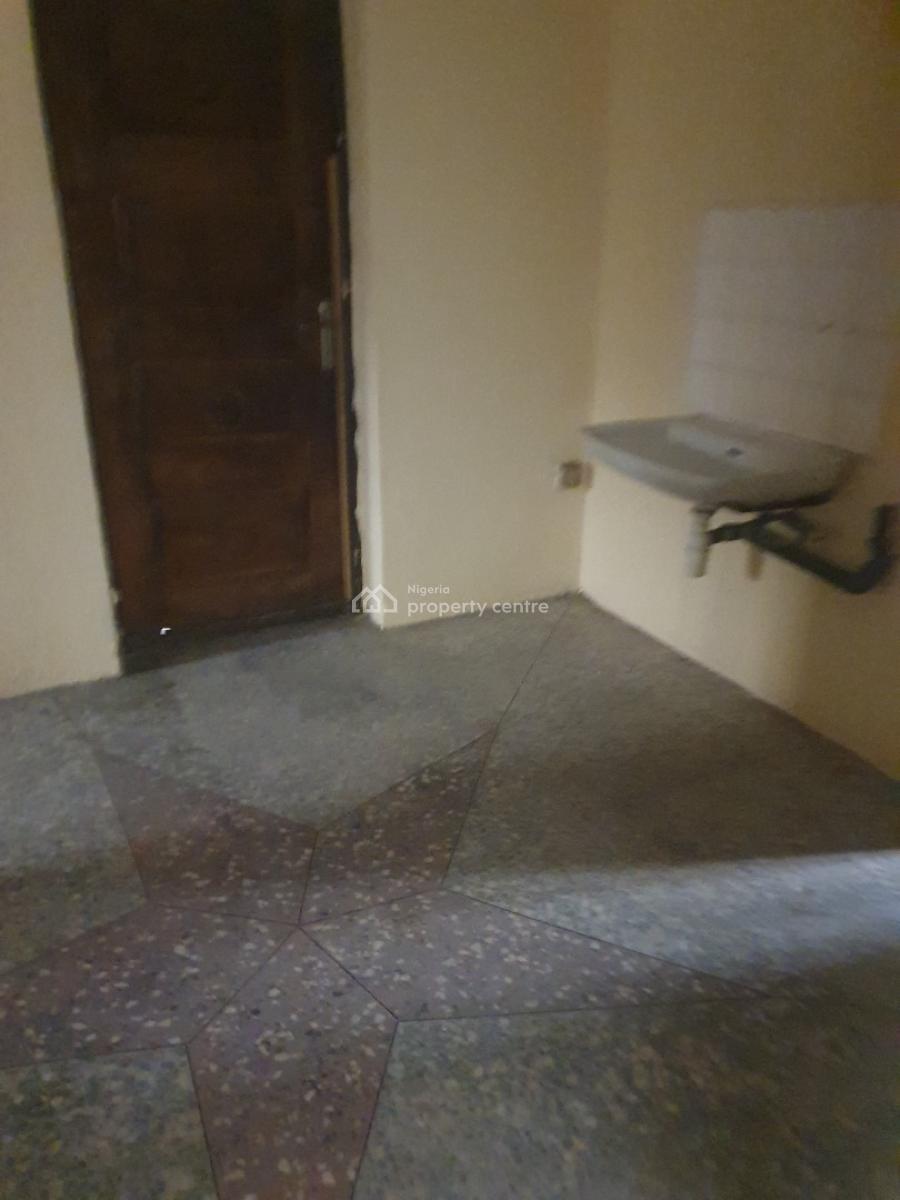 Newly Renovated 3bedroom Flat at Ikosi Ketu, Ikosi Ketu, Ikosi, Ketu, Lagos, Flat / Apartment for Rent