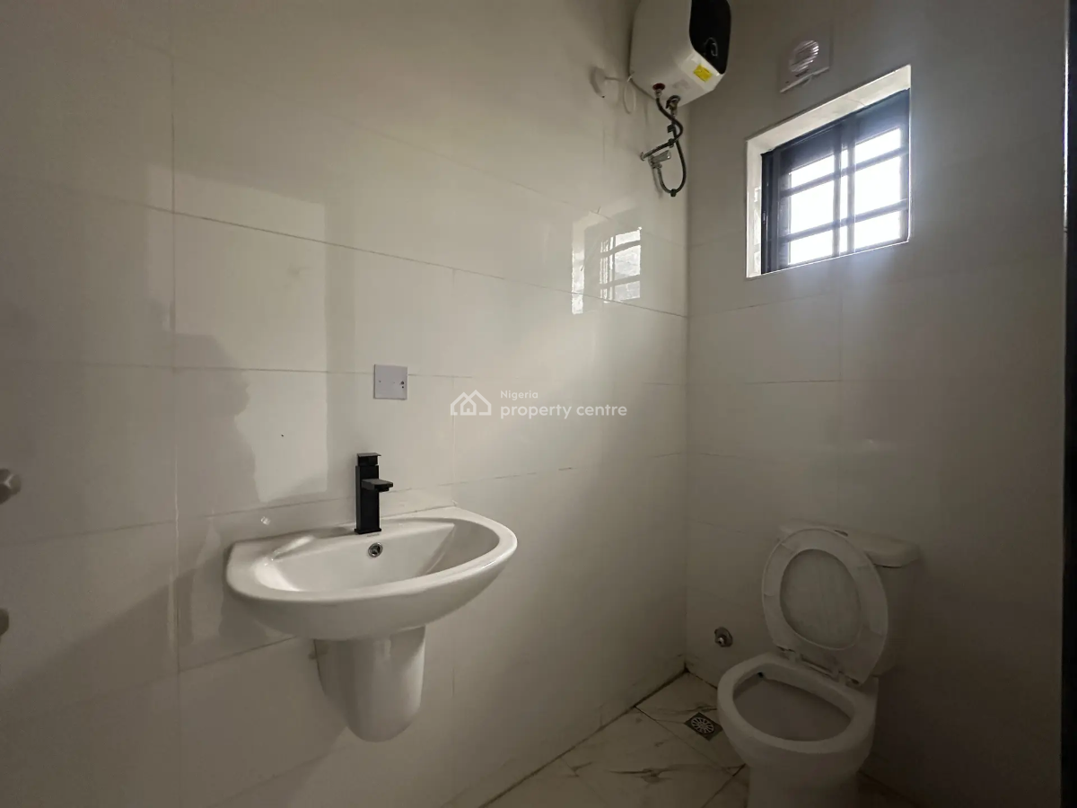 Spacious 2-bedroom Apartment, Abraham Adesanya, Ajah, Lagos, Flat / Apartment for Rent