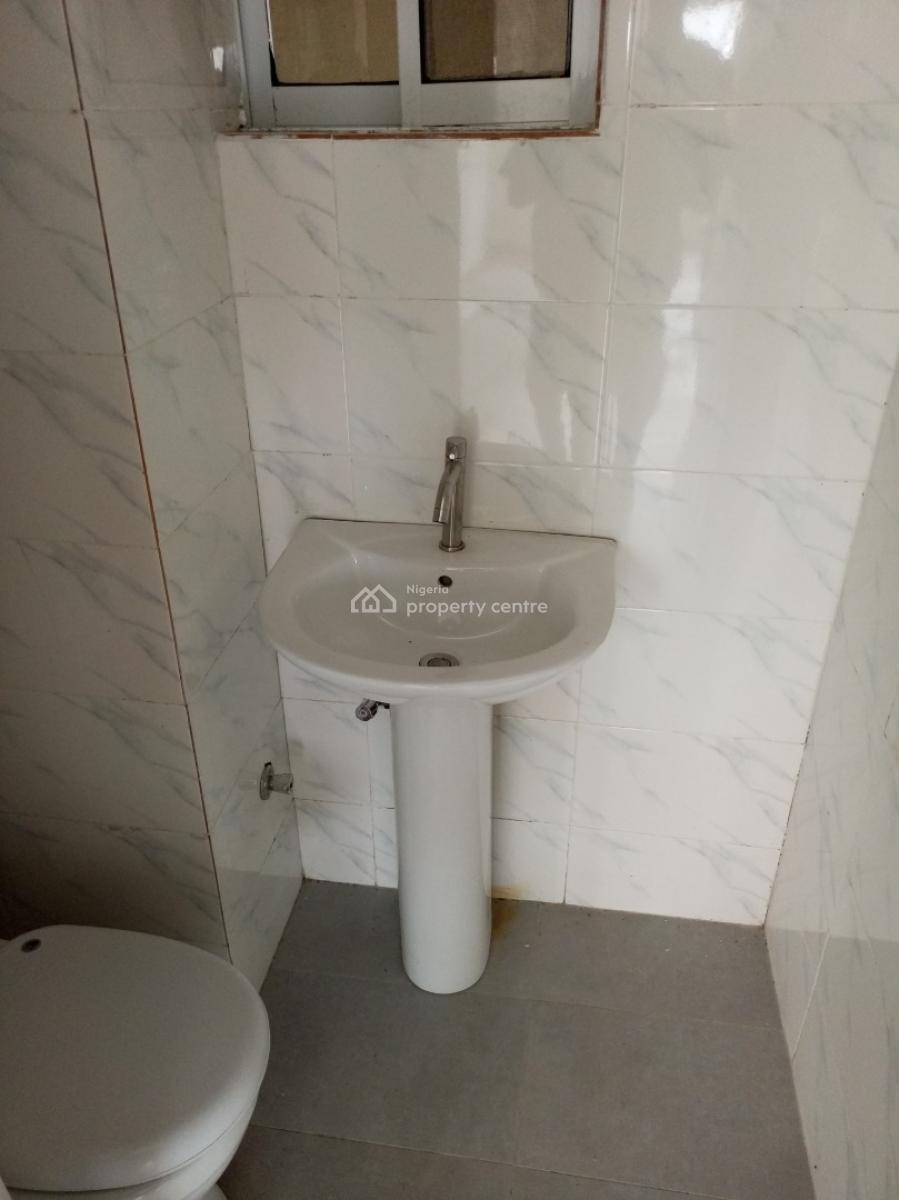 Luxury 3 Bedrooms Flat Apartment, Adesanya Estate, Ajah, Lagos, Flat / Apartment for Rent