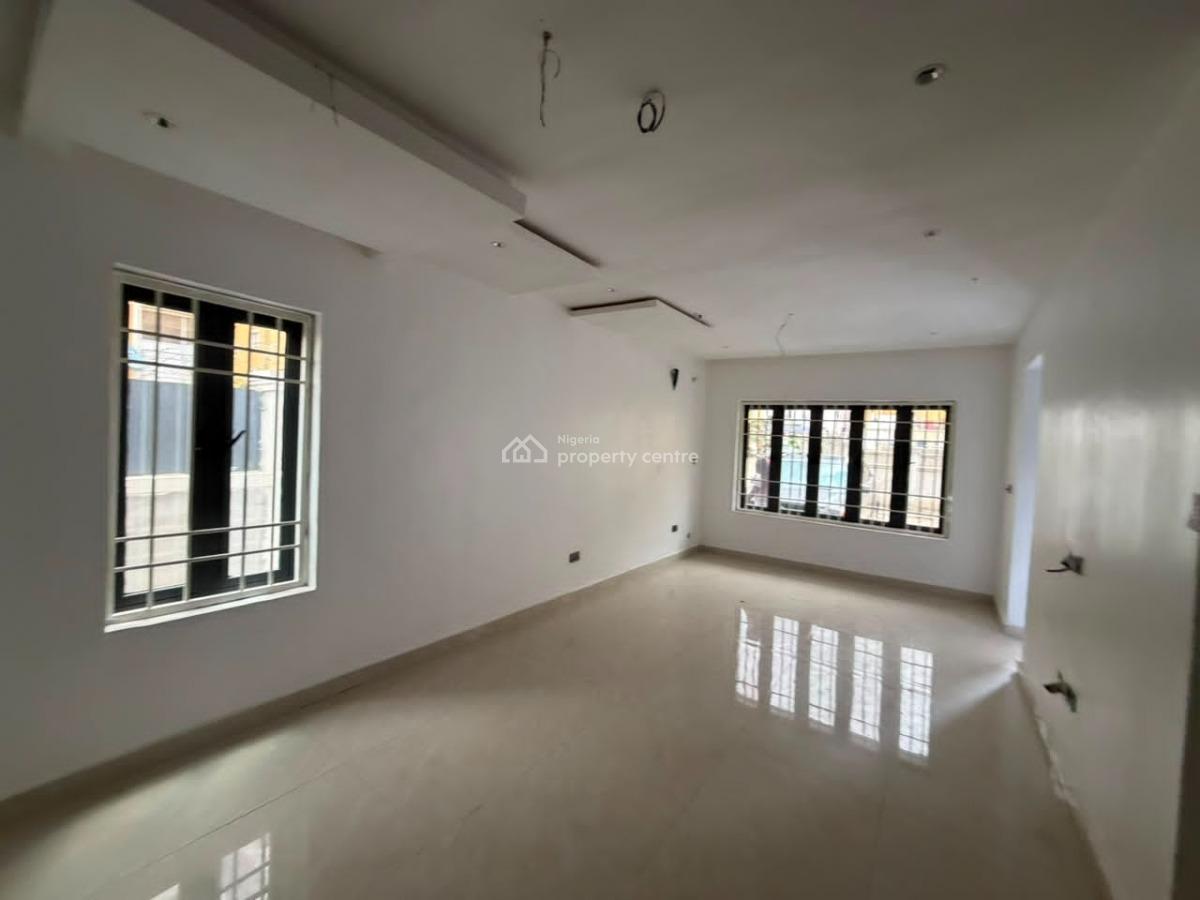 Standard 4 Bedroom, Guzape District, Abuja, Terraced Duplex for Rent