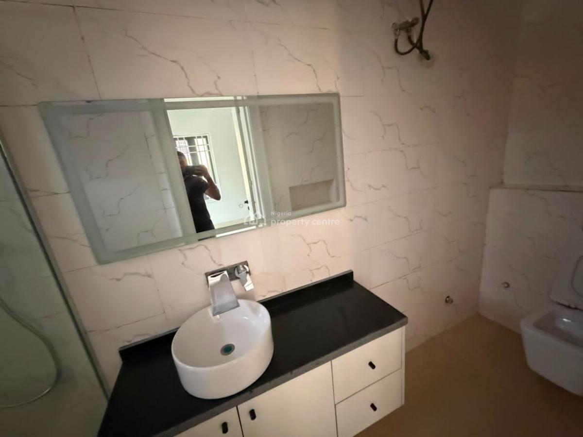 Standard 4 Bedroom, Guzape District, Abuja, Terraced Duplex for Rent