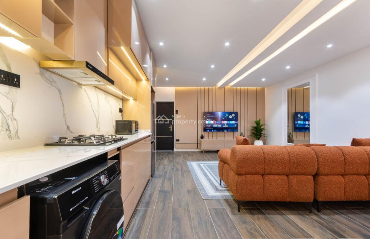 Beautifully Furnished Luxury 1-bedroom Apartment, Admiralty, Lekki Phase 1, Lekki, Lagos, Flat / Apartment Short Let