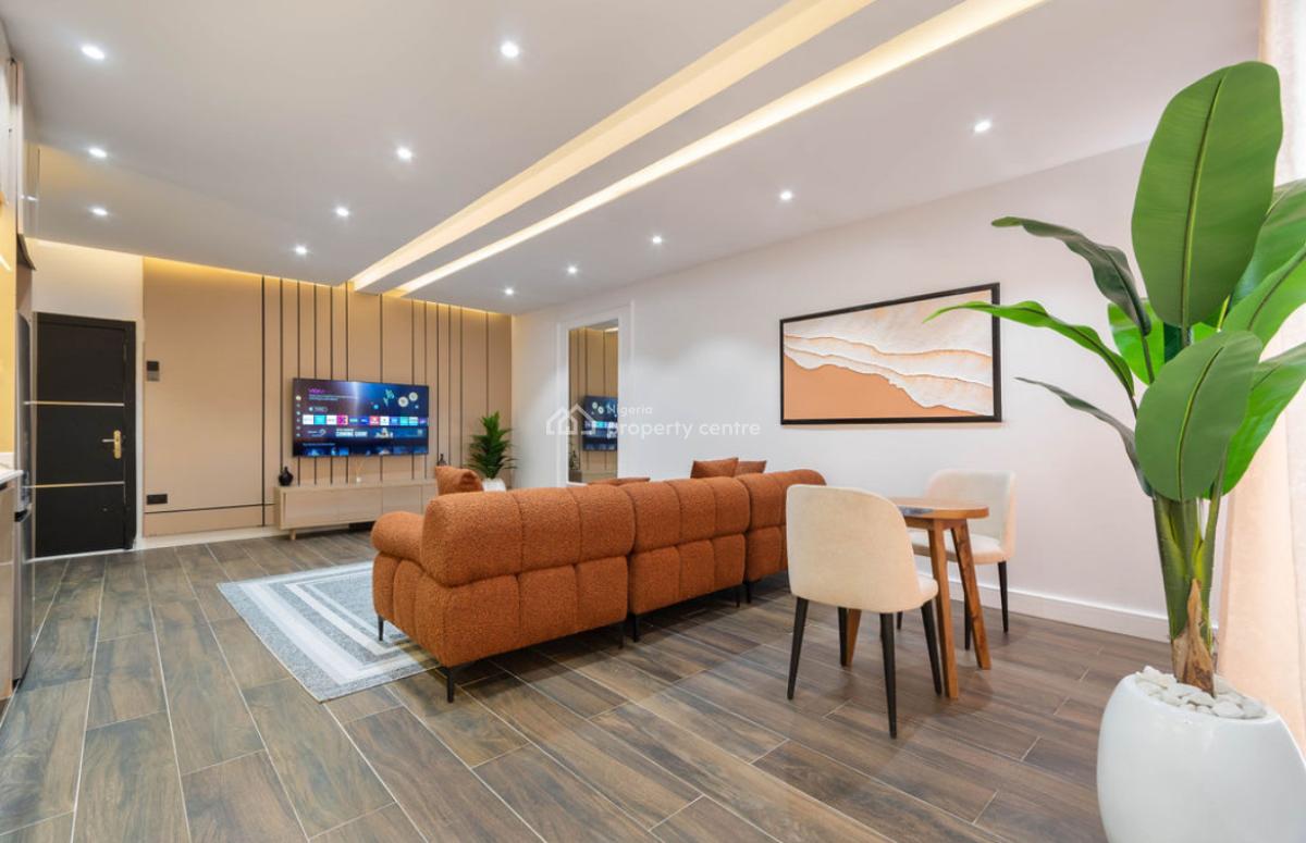 Beautifully Furnished Luxury 1-bedroom Apartment, Admiralty, Lekki Phase 1, Lekki, Lagos, Flat / Apartment Short Let