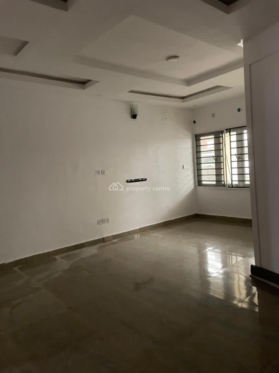 Specious Room and Parlor with Personal Meter, Chevron Drive, Lekki Expressway, Lekki, Lagos, Mini Flat (room and Parlour) for Rent