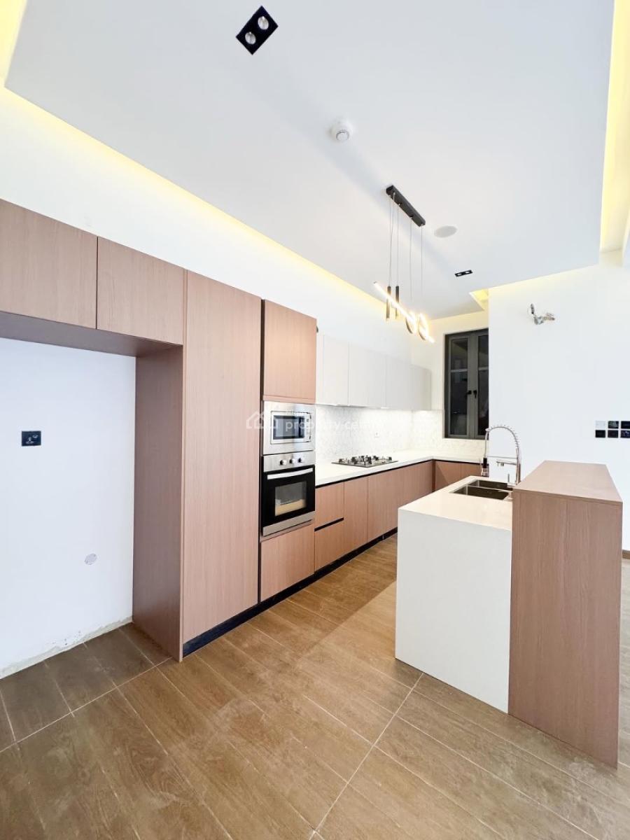 Fully Serviced 3 Bedroom Apartment with En-suite Rooms, Spacious Well Built Apartments Suitable for Residential Or Rental Use, Lekki Phase 1, Lekki, Lagos, Block of Flats for Sale