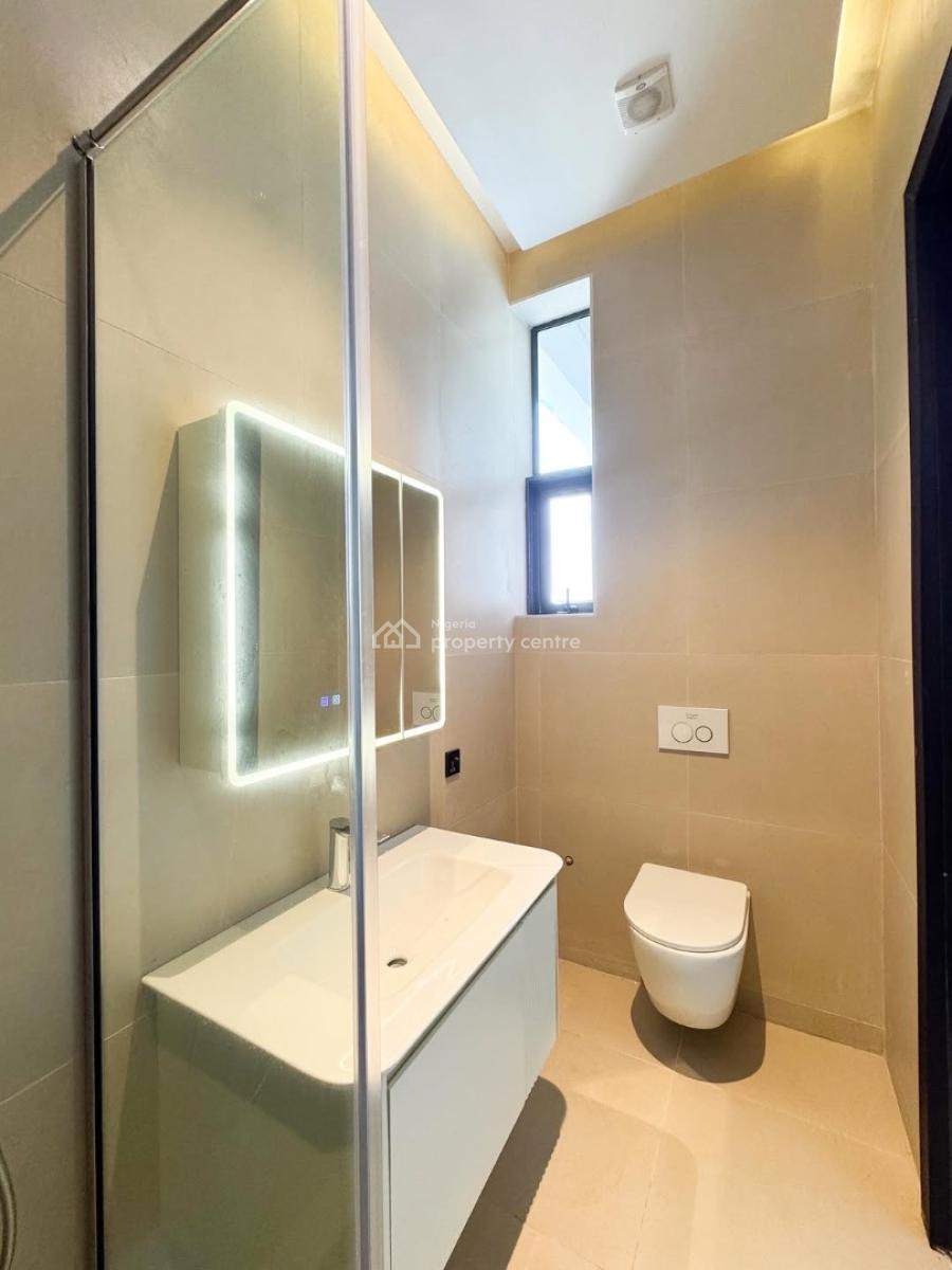 Fully Serviced 3 Bedroom Apartment with En-suite Rooms, Spacious Well Built Apartments Suitable for Residential Or Rental Use, Lekki Phase 1, Lekki, Lagos, Block of Flats for Sale