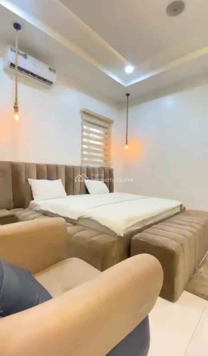 Luxury 5-bedroom Apartment Self Compound   with Modern Interiors, Lekki Phase 1, Lekki, Lagos, House Short Let