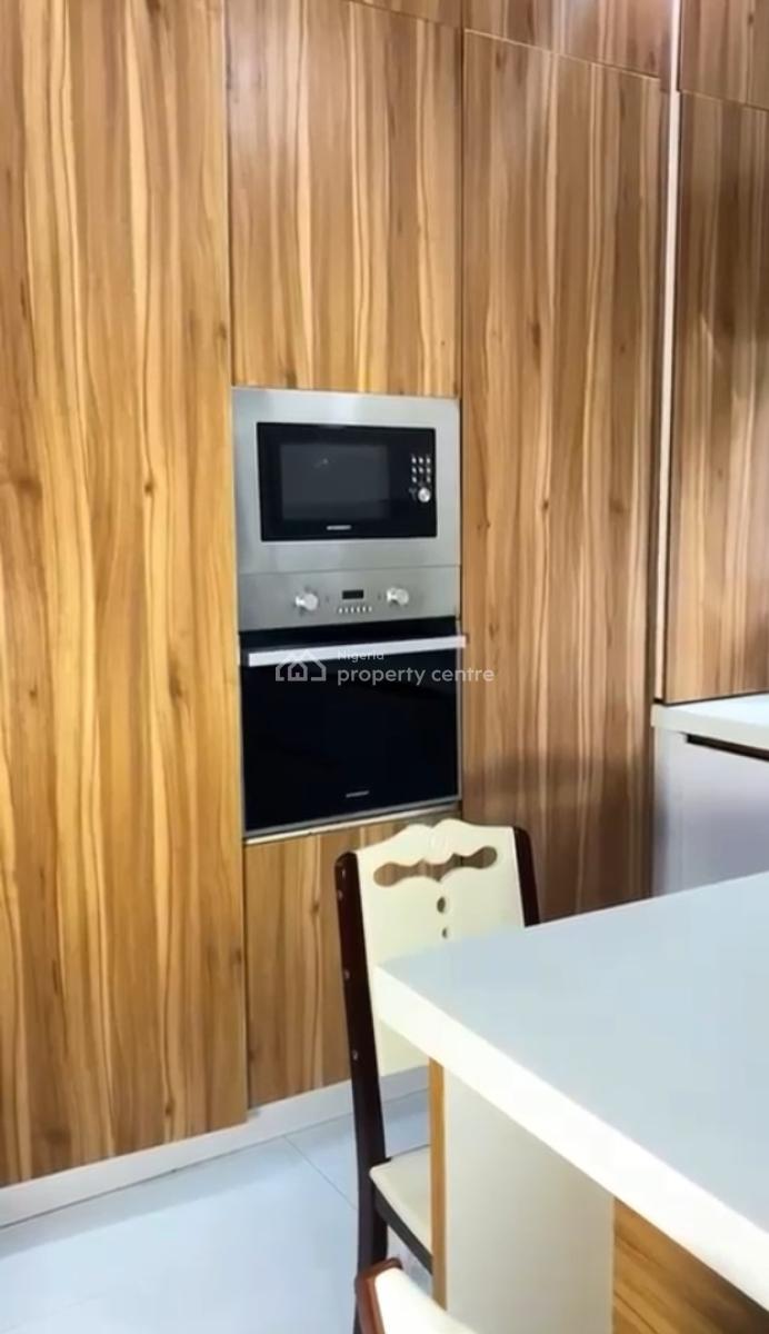 Luxury 5-bedroom Apartment Self Compound   with Modern Interiors, Lekki Phase 1, Lekki, Lagos, House Short Let