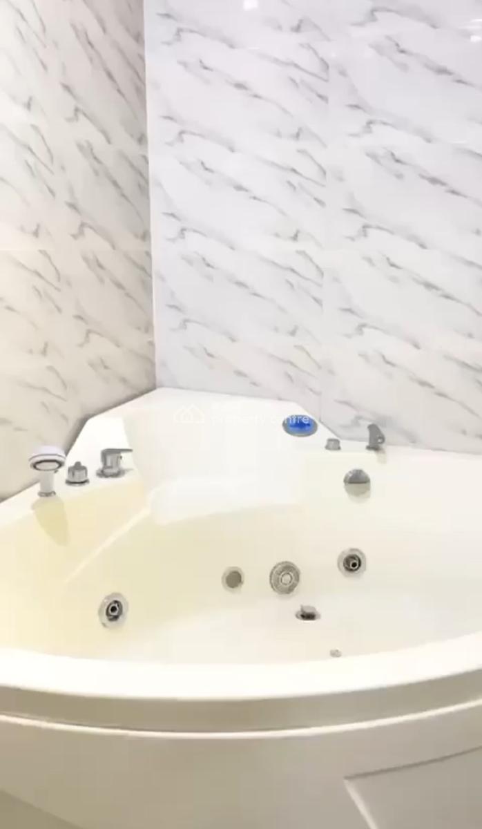 Luxury 5-bedroom Apartment Self Compound   with Modern Interiors, Lekki Phase 1, Lekki, Lagos, House Short Let