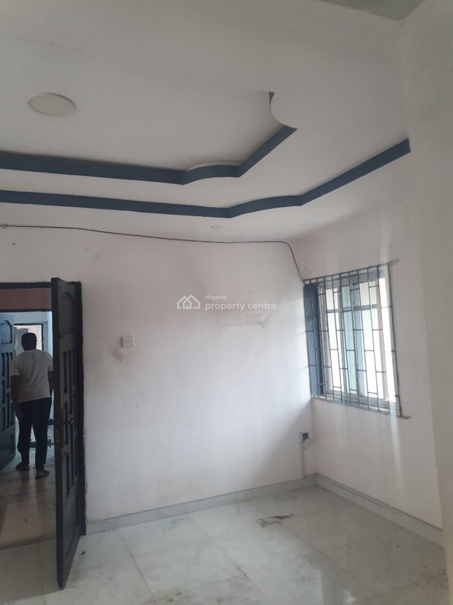 Newly Renovated Standard 2bedroom Flat in a Gated Nd Secure Area, Ikosi Ketu, Ikosi, Ketu, Lagos, Flat / Apartment for Rent