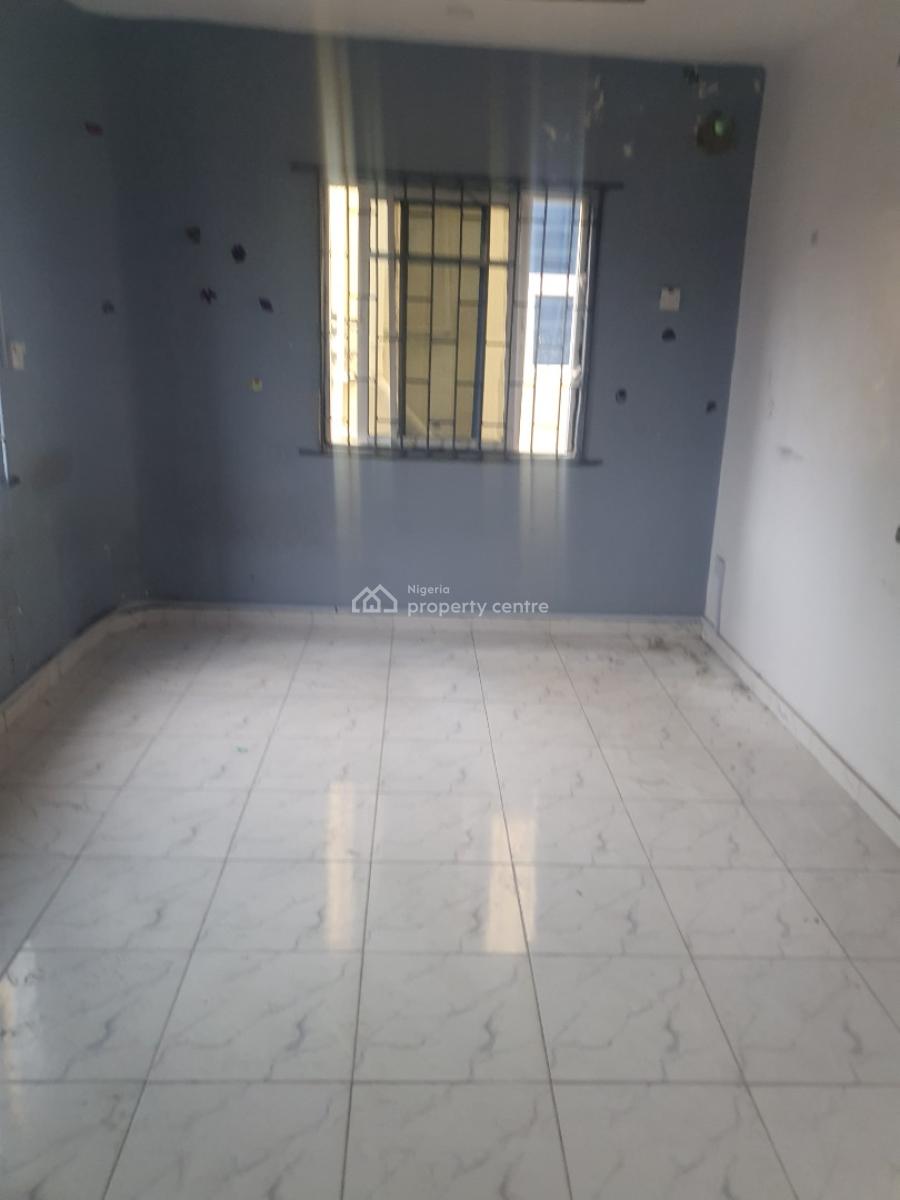 Newly Renovated Standard 2bedroom Flat in a Gated Nd Secure Area, Ikosi Ketu, Ikosi, Ketu, Lagos, Flat / Apartment for Rent