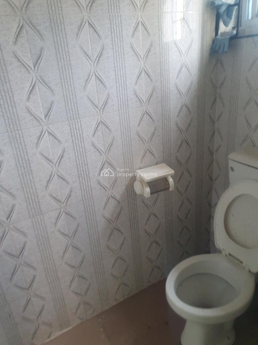 Newly Renovated Standard 2bedroom Flat in a Gated Nd Secure Area, Ikosi Ketu, Ikosi, Ketu, Lagos, Flat / Apartment for Rent