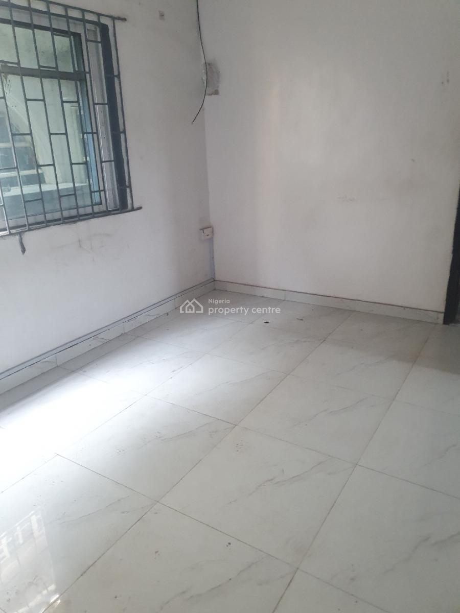 Newly Renovated Standard 2bedroom Flat in a Gated Nd Secure Area, Ikosi Ketu, Ikosi, Ketu, Lagos, Flat / Apartment for Rent