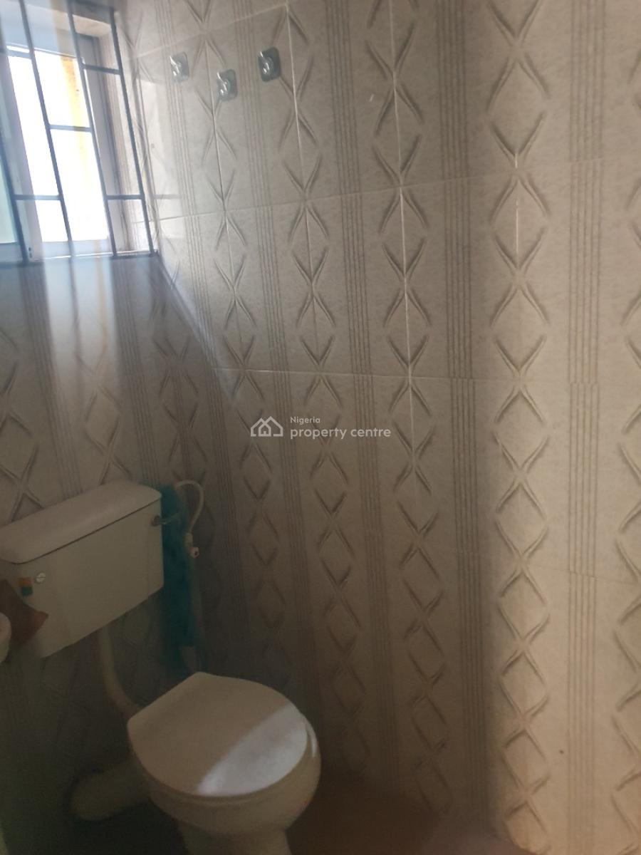 Newly Renovated Standard 2bedroom Flat in a Gated Nd Secure Area, Ikosi Ketu, Ikosi, Ketu, Lagos, Flat / Apartment for Rent
