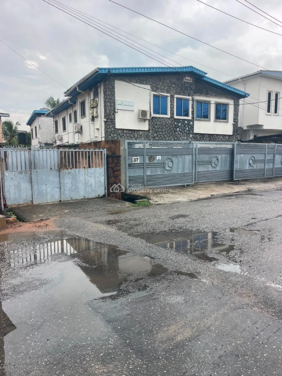 Nice and Well Maintained Block of 6flats in Surulere Lagos, Off Adelabu Road Surulere Lagos, Adelabu, Surulere, Lagos, Block of Flats for Sale
