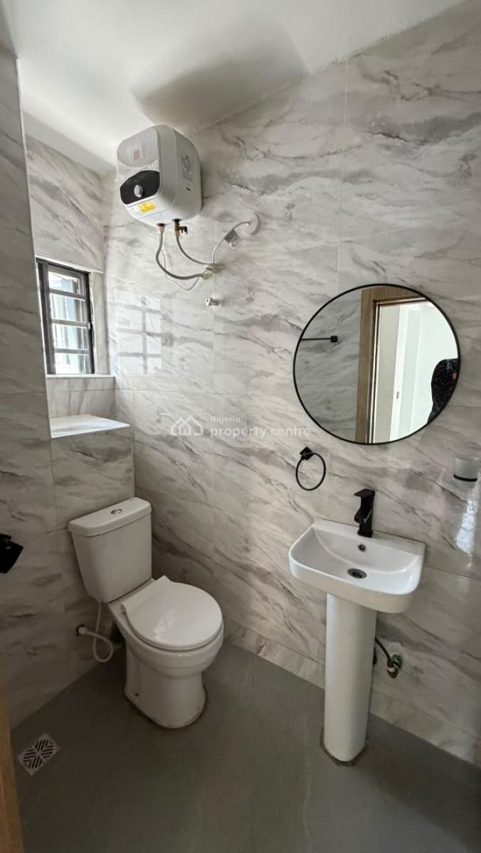 Vatican Court -- Well-appointed 3 Bedroom Apartment in a Prime Location, Yaba, Lagos, Flat / Apartment for Sale