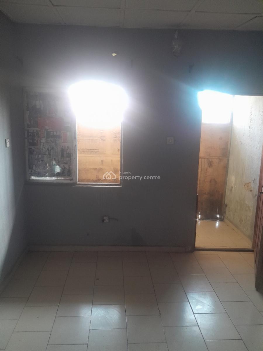 a Room Selfcontain in Kado Estate, Kado Estate, Kado, Abuja, Self Contain (single Rooms) for Rent