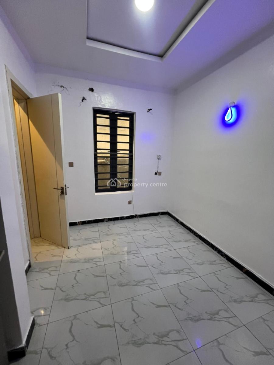 Massive One Bedroom & Parlor En-suited with Fitted Kitchen, 2 Toilets, Salem, Ikate, Lekki, Lagos, Mini Flat (room and Parlour) for Rent