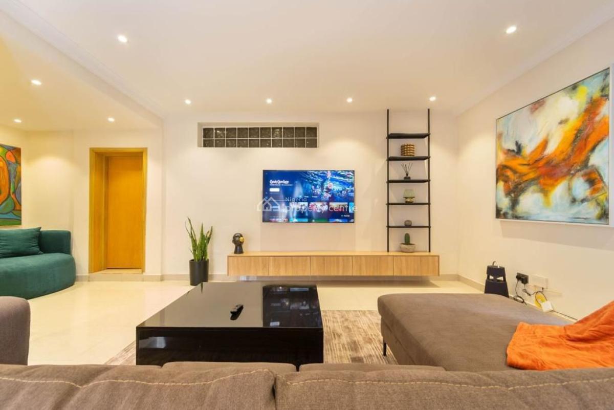 Luxury 1 Bedroom Apartment with Gymnasium and Swimming Pool, Wifi,refrigerator, Swimming Pool, Lekki Phase 1, Lekki, Lagos, Flat / Apartment Short Let