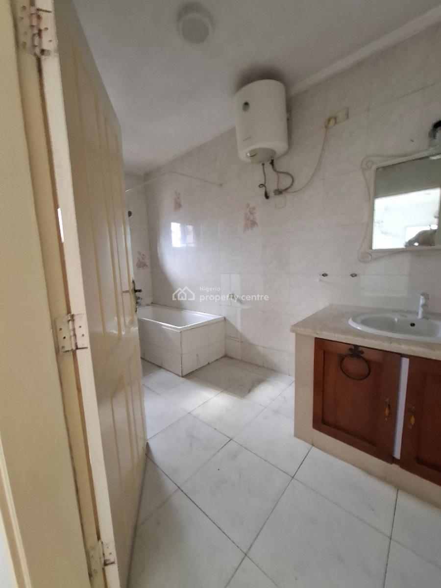 4-bedroom Penthouse, Off Admiralty Way, Lekki Phase 1, Lekki, Lagos, Flat / Apartment for Rent