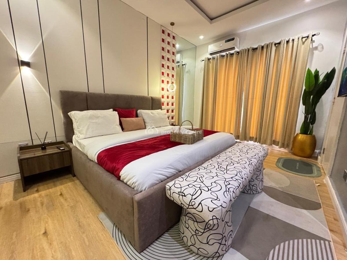 Luxury 3 Bedroom Waterfront Apartment Is Available at Admiralty Way, L, Lekki Phase 1, Lekki, Lagos, Flat / Apartment Short Let