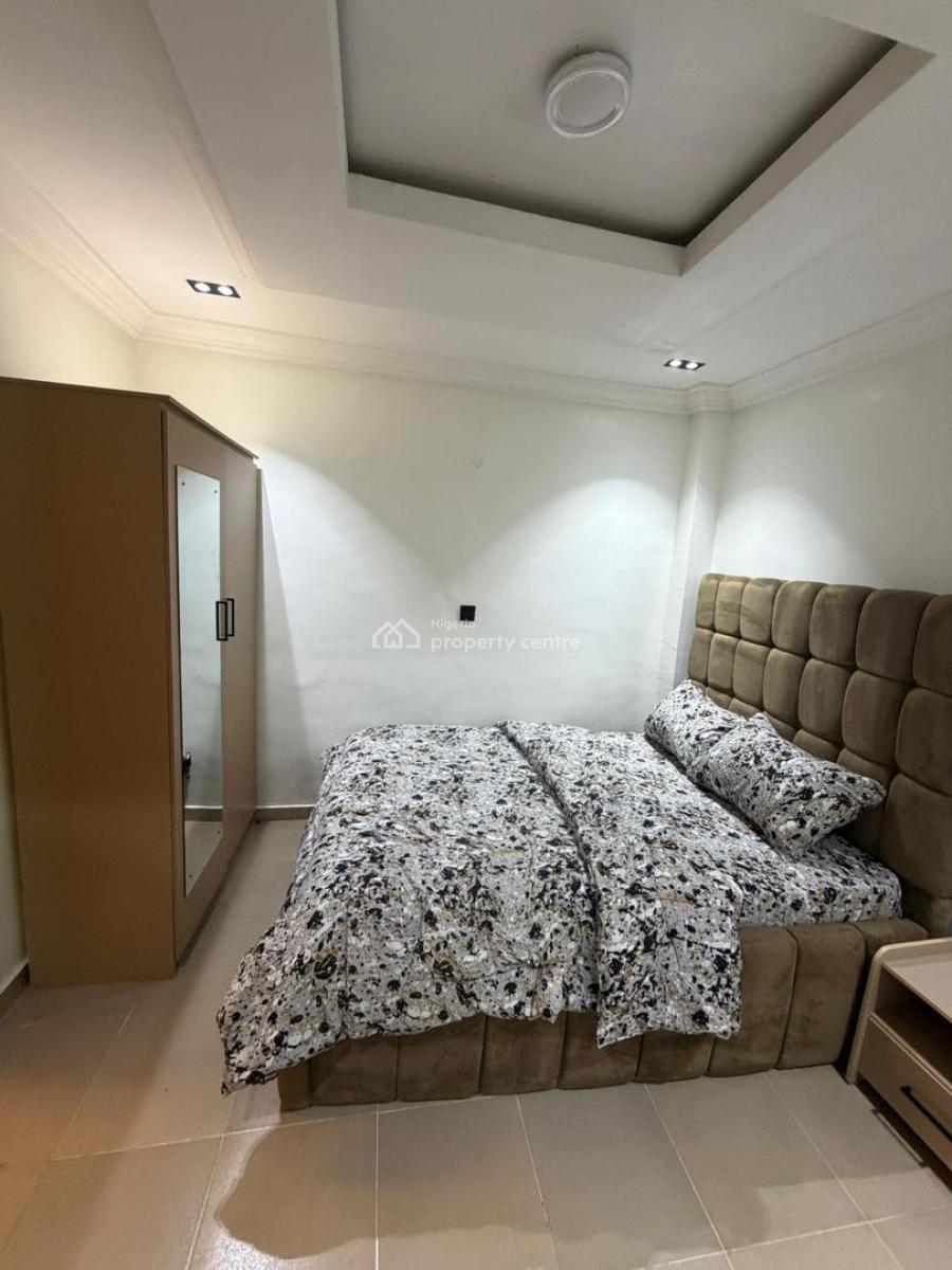 Luxury 2 Bedroom Apartment with Ps5 and Wifi, Equipped Kitchen , Secured Estate, Ojo, Lagos, Flat / Apartment Short Let