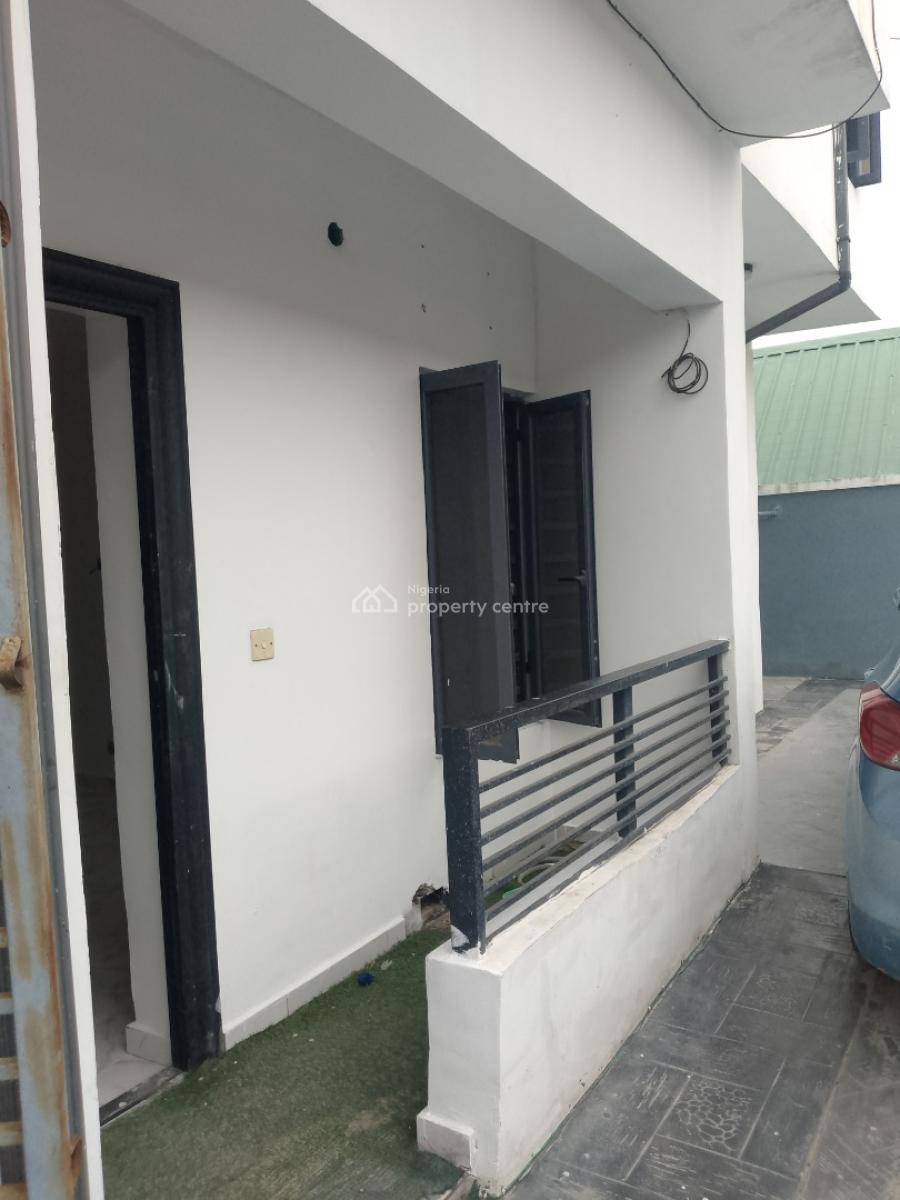 Beautiful Newly Out 2bedroom, Ilaje Mobile Road, Ajah, Lagos, Flat / Apartment for Rent