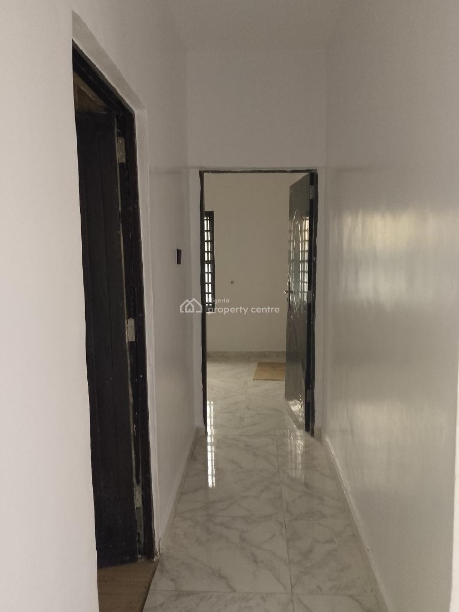 Beautiful Newly Out 2bedroom, Ilaje Mobile Road, Ajah, Lagos, Flat / Apartment for Rent