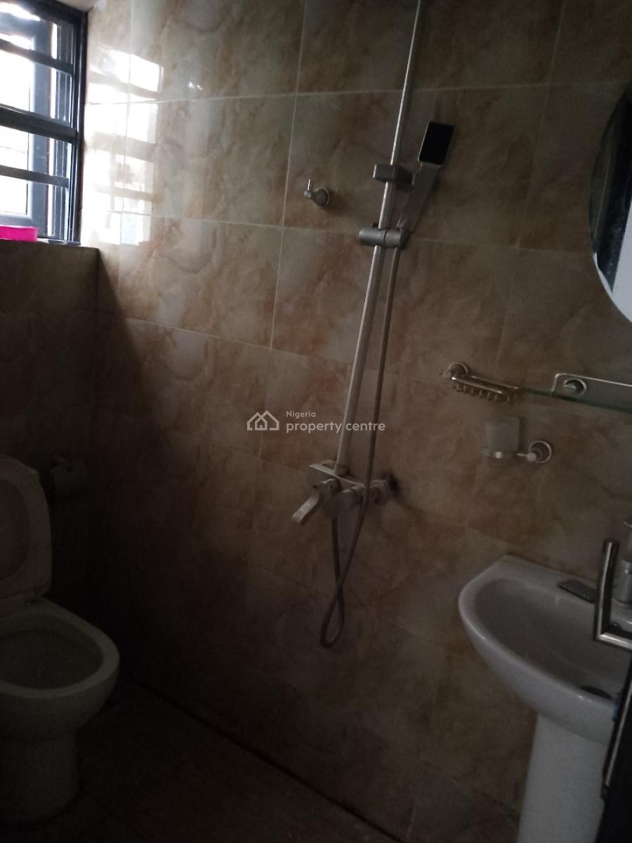 Beautiful Newly Out 2bedroom, Ilaje Mobile Road, Ajah, Lagos, Flat / Apartment for Rent