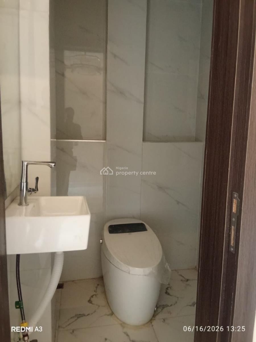 Partly Furnished 2 Bedroom Apartment in a Prime Ikoyi Location., Osborne 11, Ikoyi, Lagos, Flat / Apartment for Rent