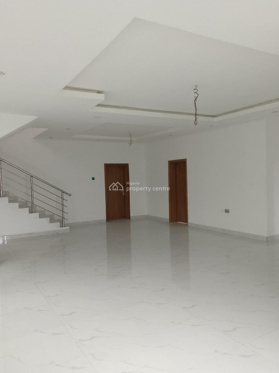 Very Spacious and Beautiful 5bedroom, Ilaje Mobile Road, Ajah, Lagos, Detached Duplex for Rent