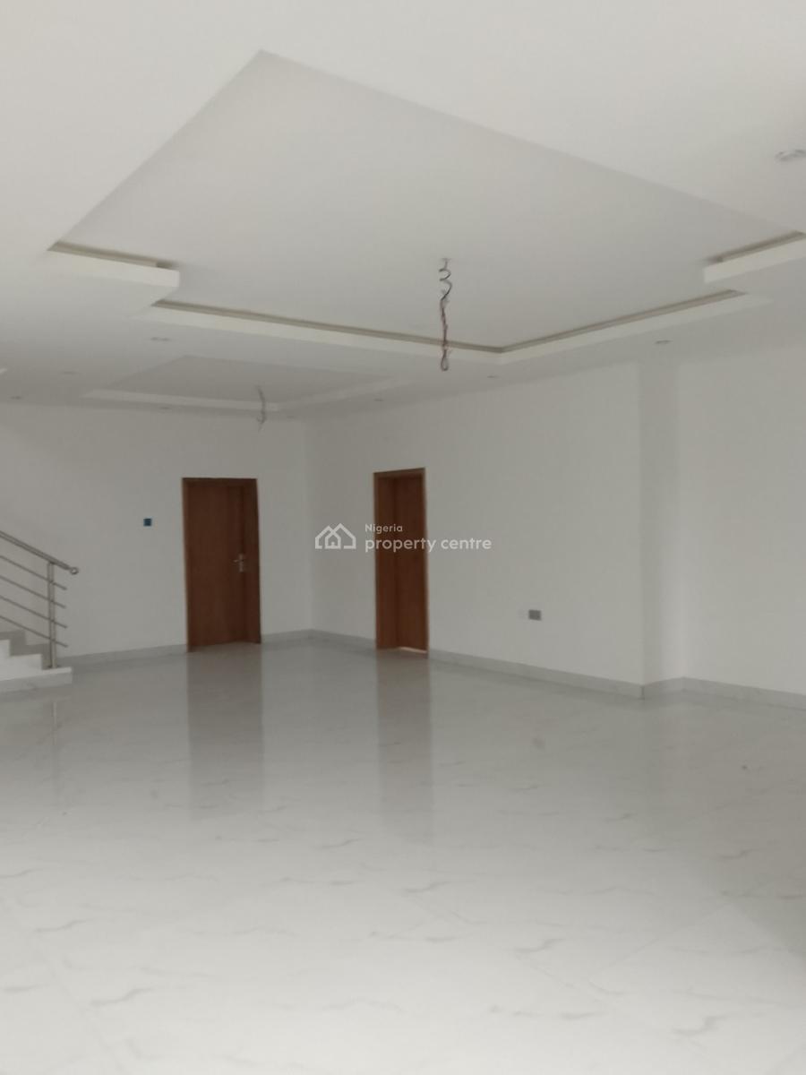 Very Spacious and Beautiful 5bedroom, Ilaje Mobile Road, Ajah, Lagos, Detached Duplex for Rent