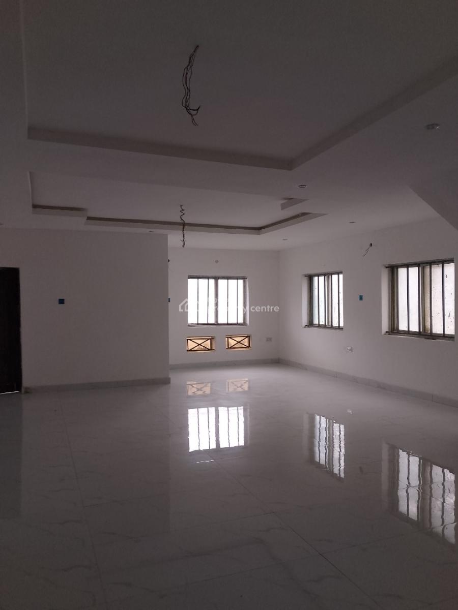 Very Spacious and Beautiful 5bedroom, Ilaje Mobile Road, Ajah, Lagos, Detached Duplex for Rent