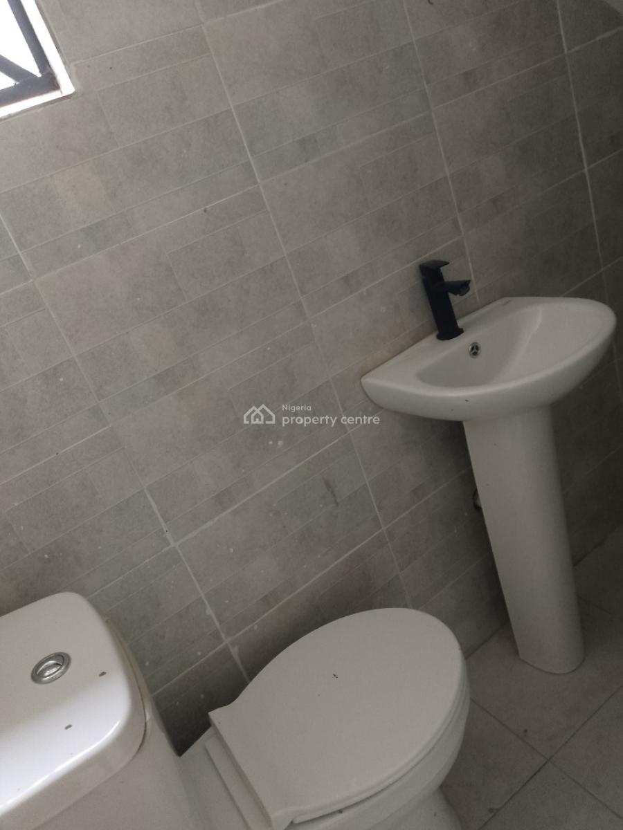 Very Spacious and Beautiful 5bedroom, Ilaje Mobile Road, Ajah, Lagos, Detached Duplex for Rent