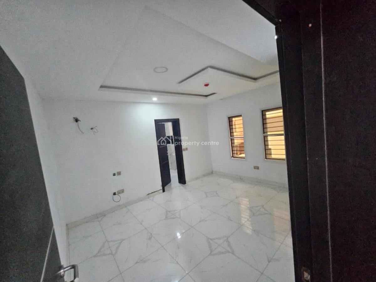 Luxury Two Bedrooms Apartment with Bq in a Premium Estate, Lekki Phase 1, Lekki Phase 1, Lekki, Lagos, Flat / Apartment for Sale