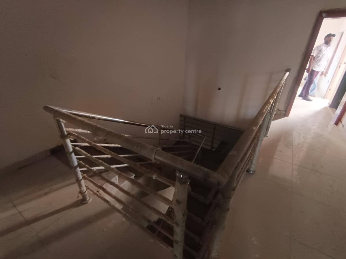 Luxury 5-bedroom Terraced Duplexes & 3-bedroom Flat (super Carcass), Mabushi, Abuja, Terraced Duplex for Sale