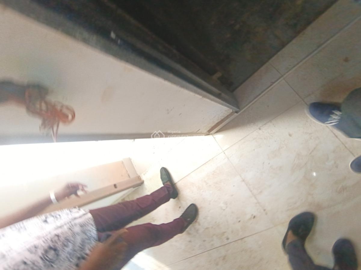 Luxury 5-bedroom Terraced Duplexes & 3-bedroom Flat (super Carcass), Mabushi, Abuja, Terraced Duplex for Sale